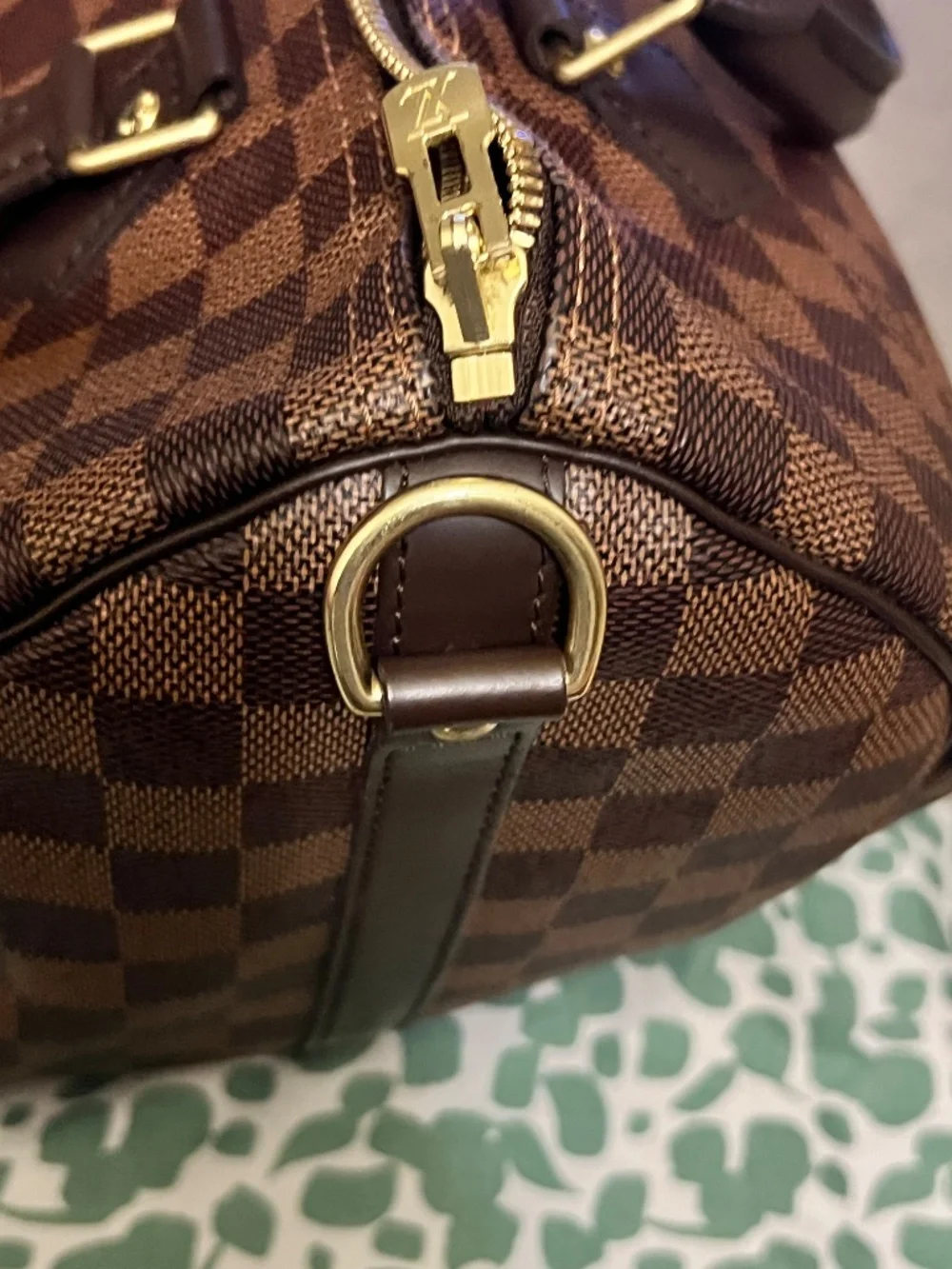 This is a speedy 30 ba nm ebe bag